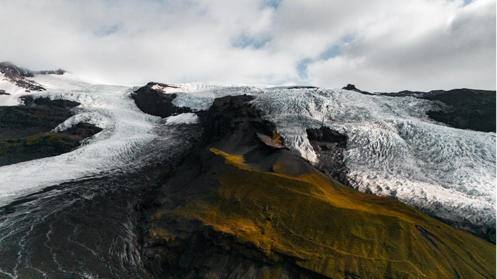 (Visual of receding glacier in real time. Photo Credit: Marla Tomorug)